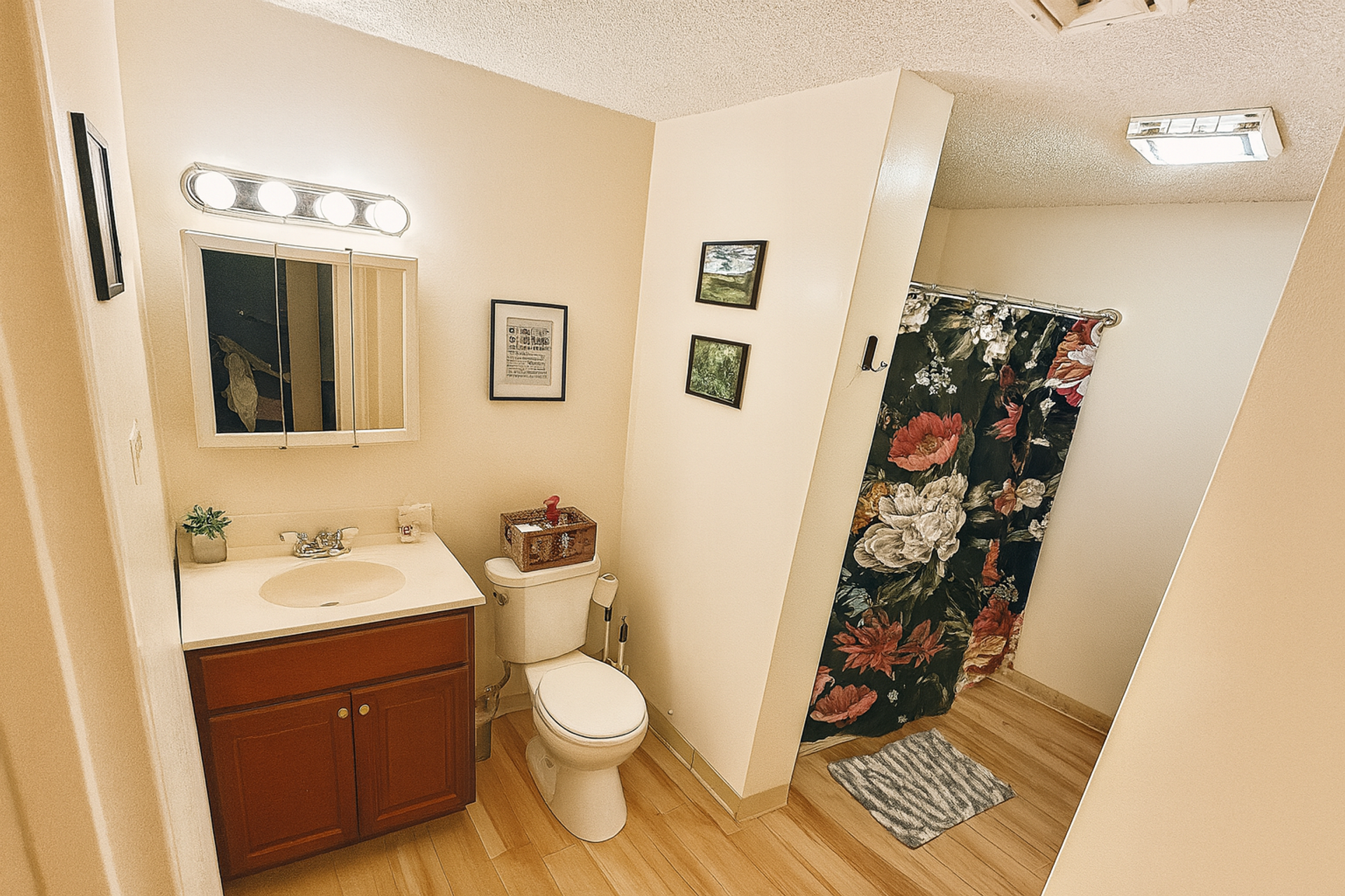 Nashua Apartment: 190 Ledge Street