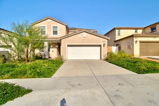 2702 Kings Canyon Dr.
