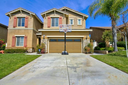 32746 Vine St. – photo 1