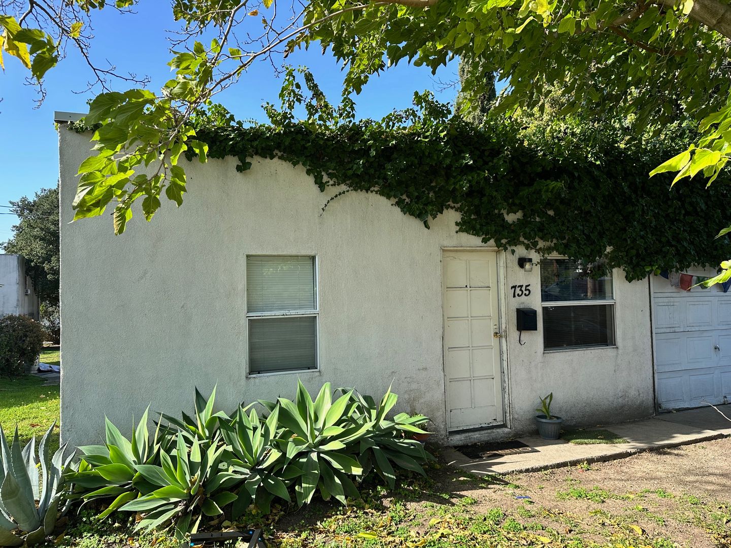 San Luis Obispo Apartment: 735 & 745 Grand Avenue