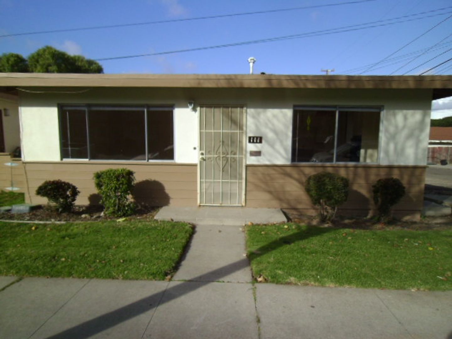 Lompoc Apartment: 111, 117, 119 W. Locust