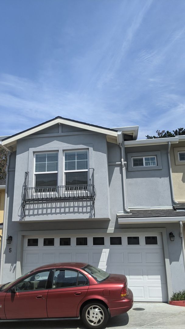 San Luis Obispo Apartment: 625 Toro St. #5