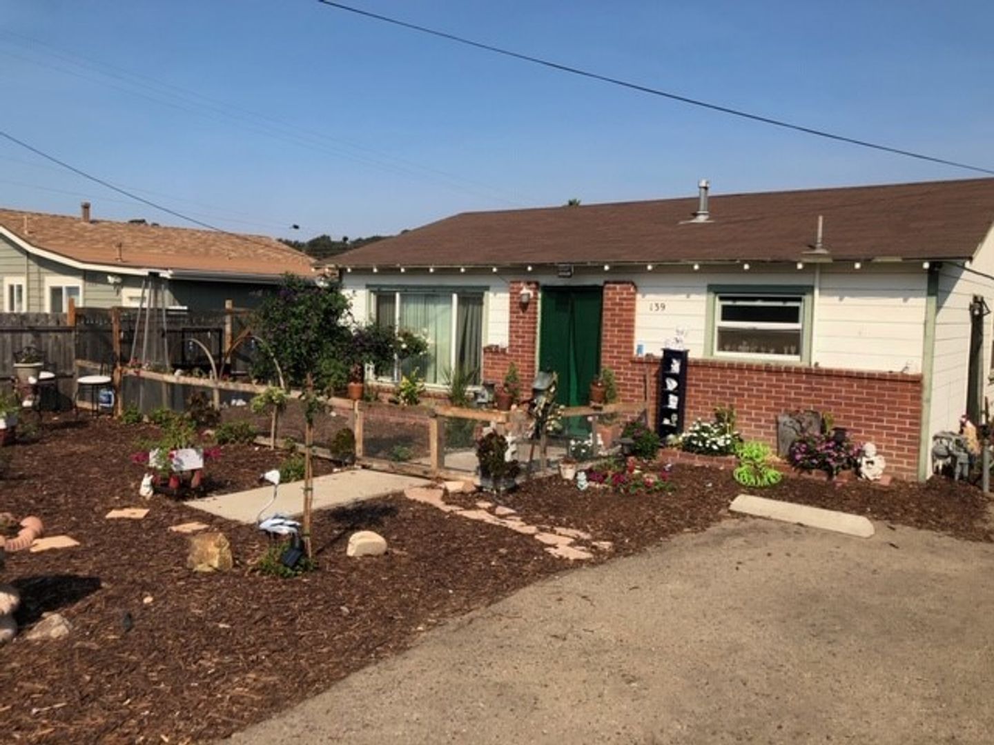 Grover Beach Apartment: 139 1/2 Saratoga Ave