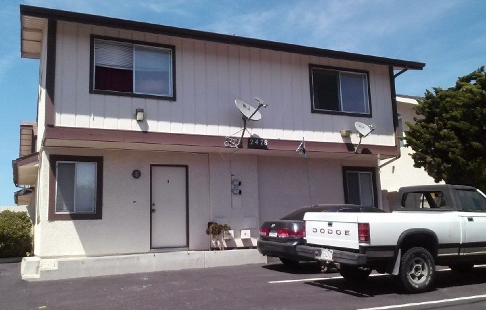 Oceano Apartment: 2476 & 2478 Ocean Street