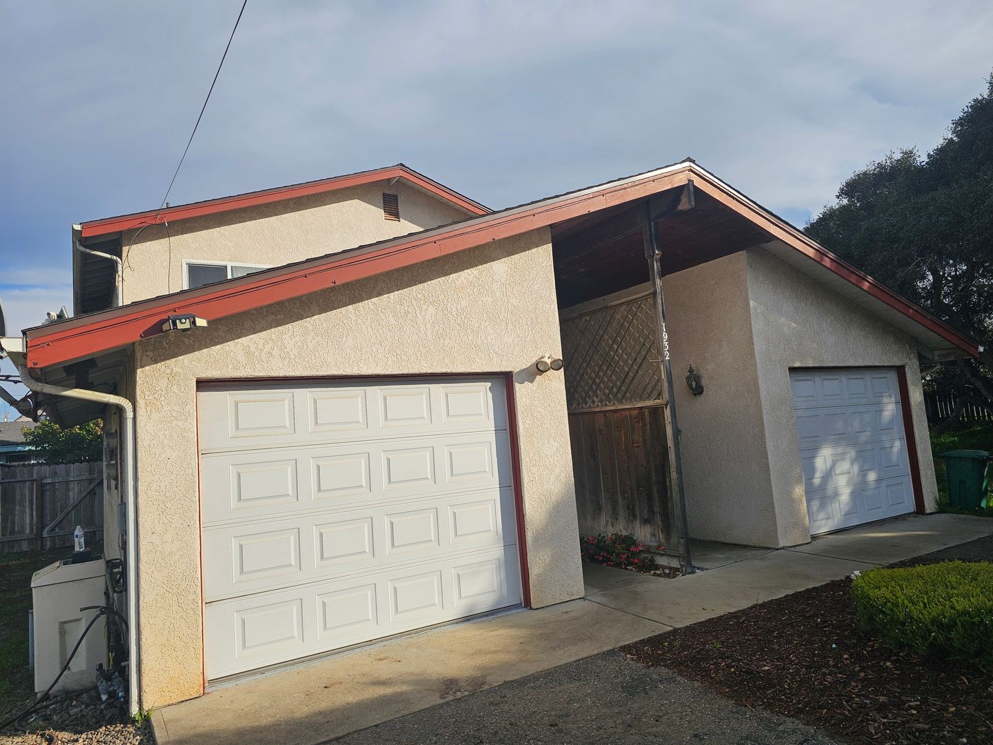 Los Osos Apartment: 1932 11th Street