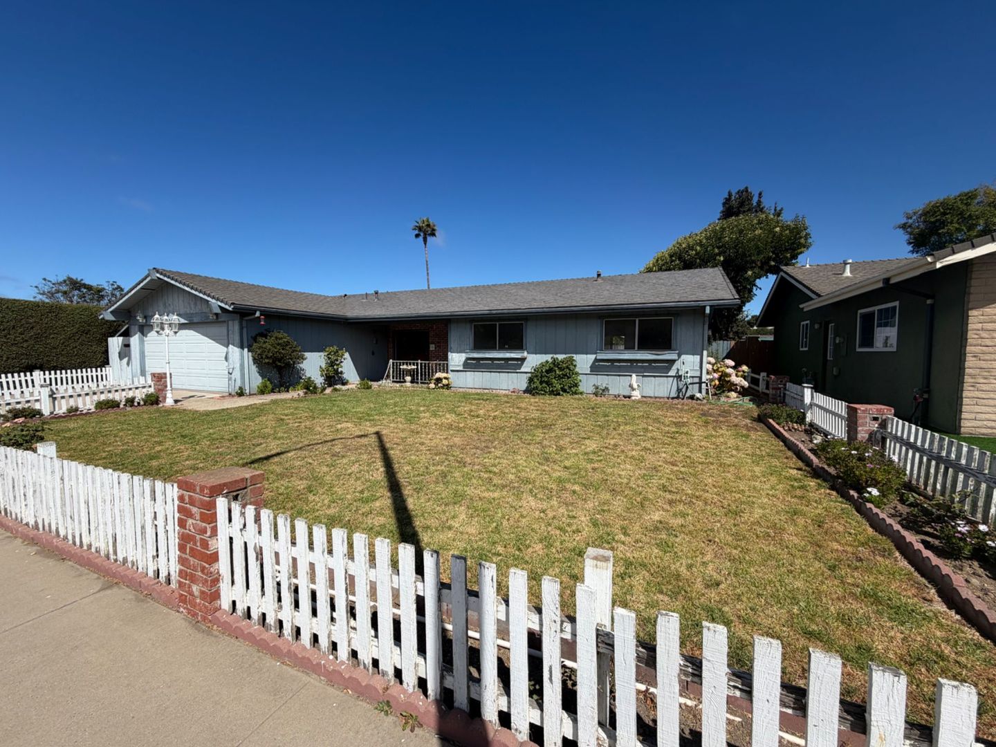 Arroyo Grande House: 611 East Cherry Street