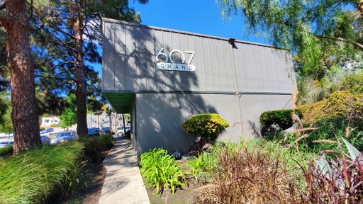 607 Grand Apts. - CalPoly Grand Ave. Entrance – photo 1