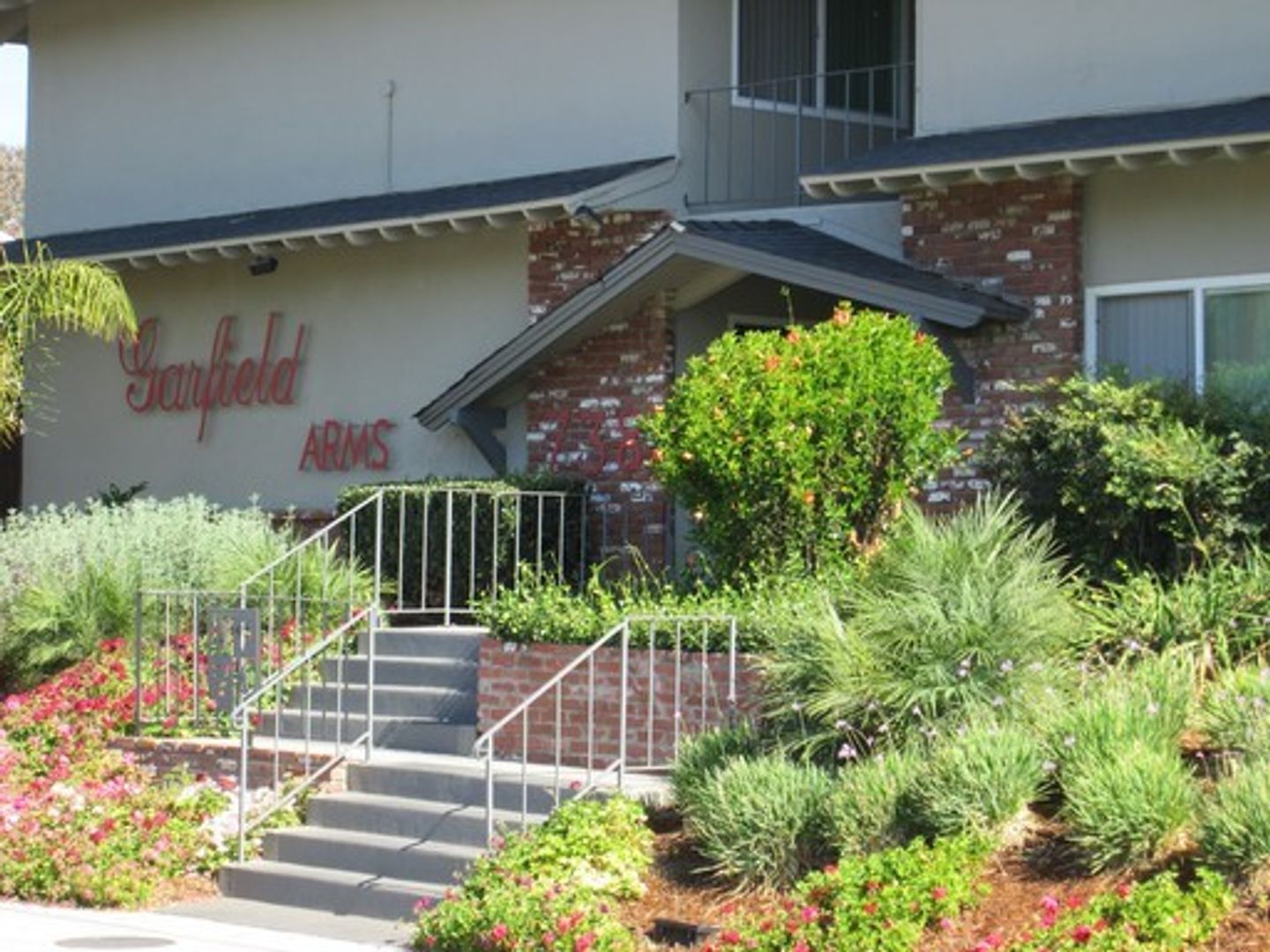San Luis Obispo Apartment: 738 Grand Avenue