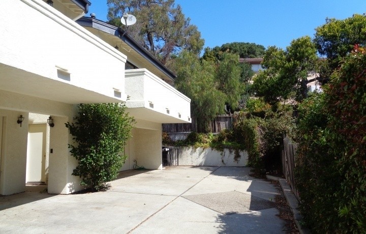 Pismo Beach Apartment: 450 Solar Way,  A-C