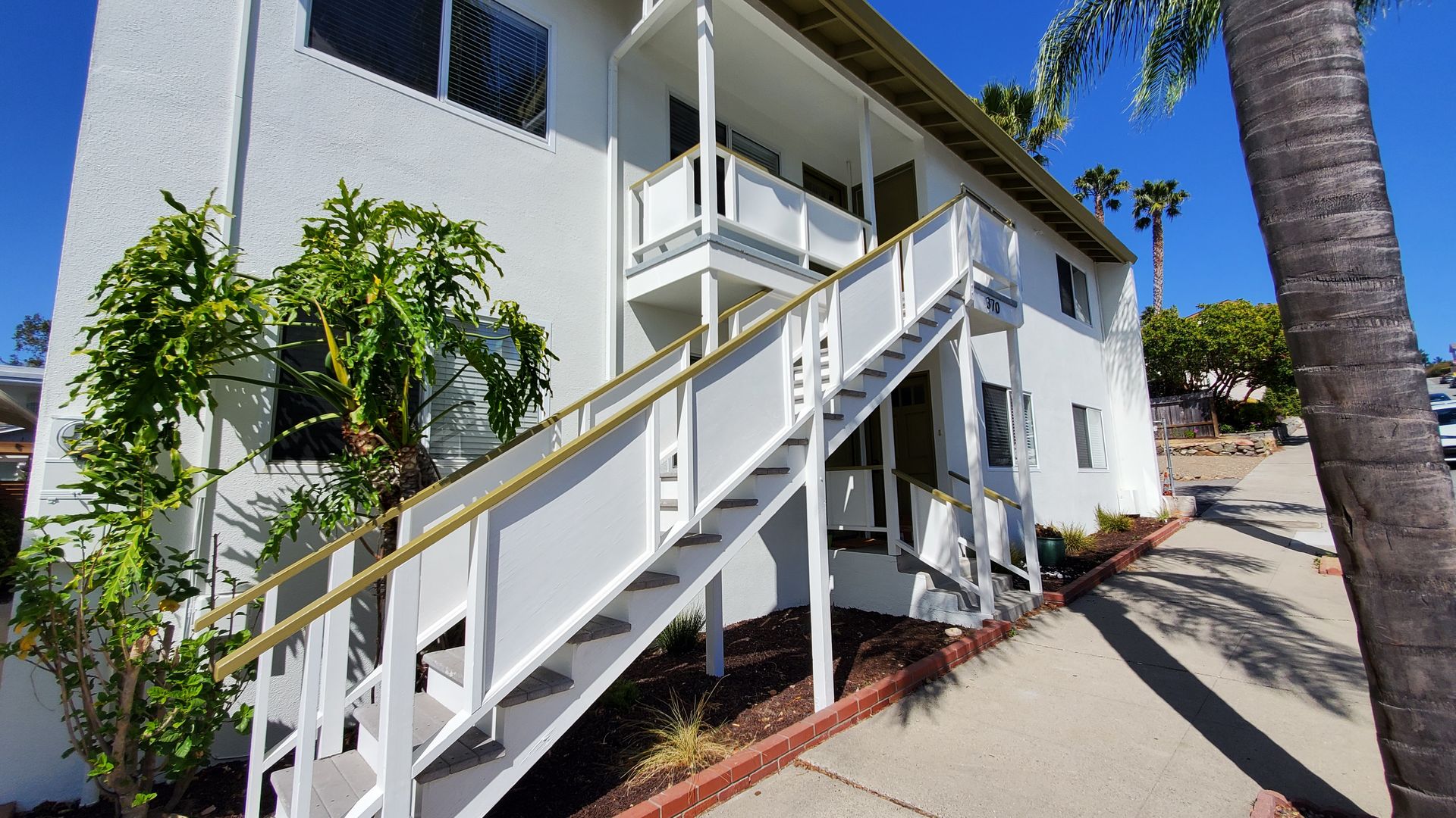Avila Beach Apartment: 102 San Miguel & 370 1st Street