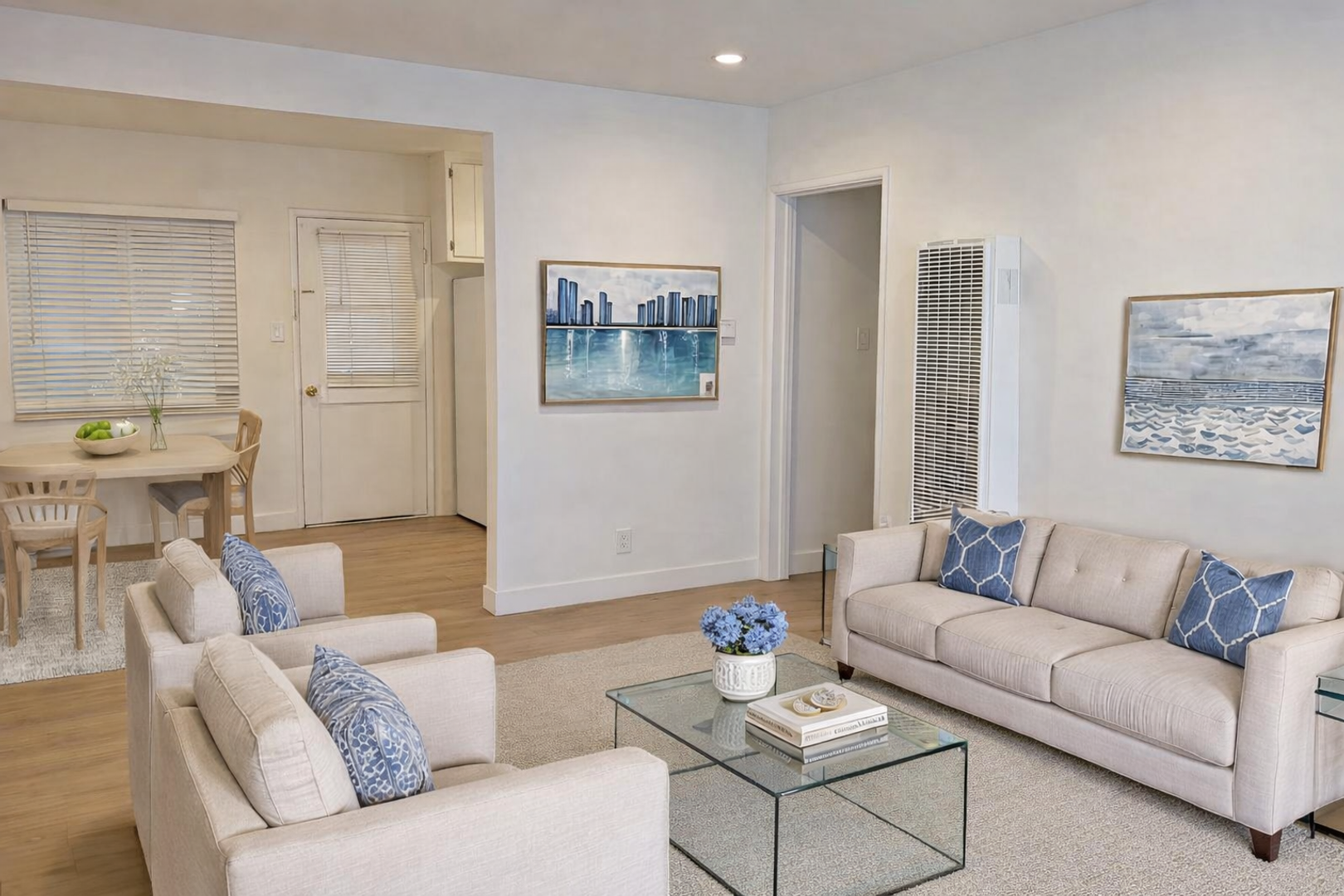 Los Angeles Apartment: 6128-6132 Aldama Street