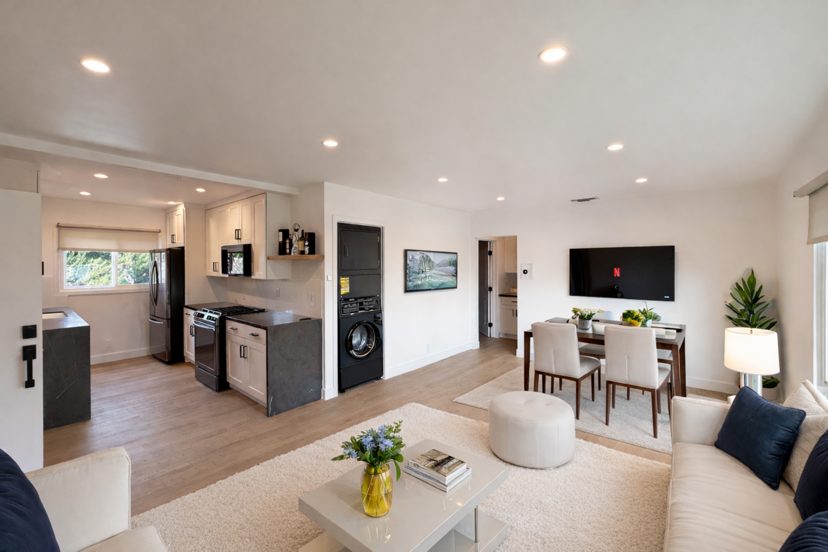 Santa Monica Apartment: 1756 Franklin Street