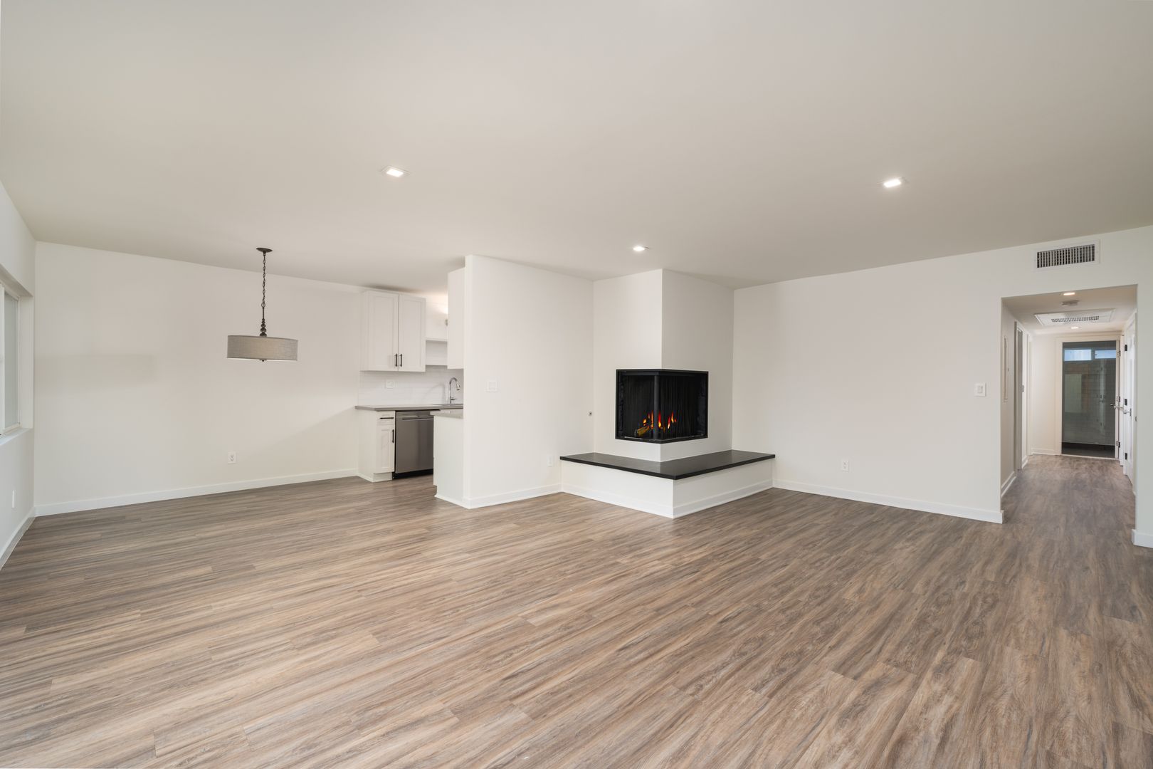 Malibu Apartment: 6453 Sycamore Meadows Drive