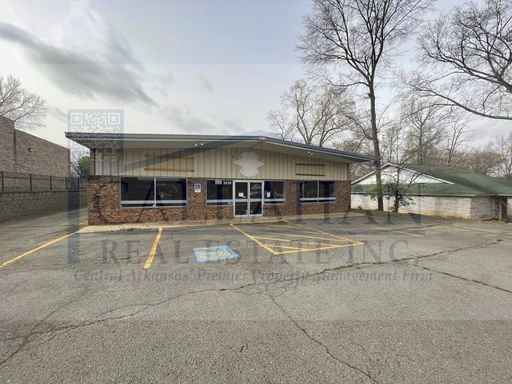 Retail/Commercial space on Kiehl Ave – photo 1