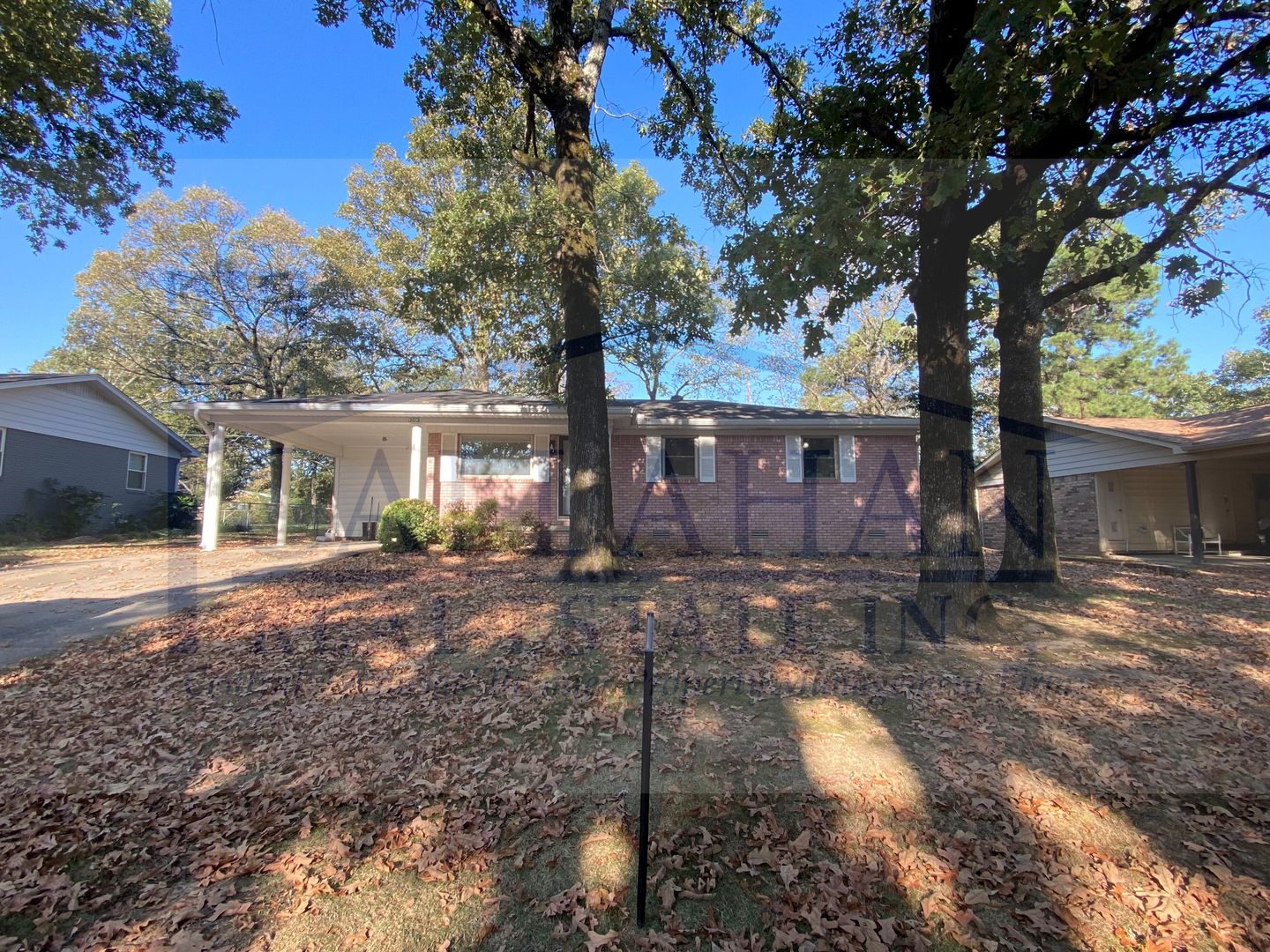 Sherwood House: 303 S. Longfield Ave