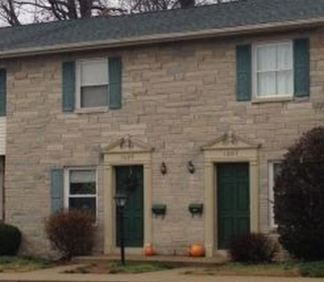 Bloomington House: 1605 S. Dorchester Dr. - 1605