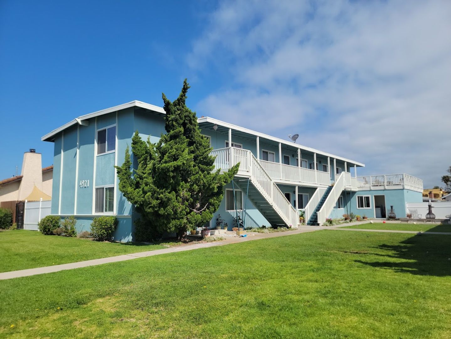 Oxnard Apartment: 4921 Nautilus Street