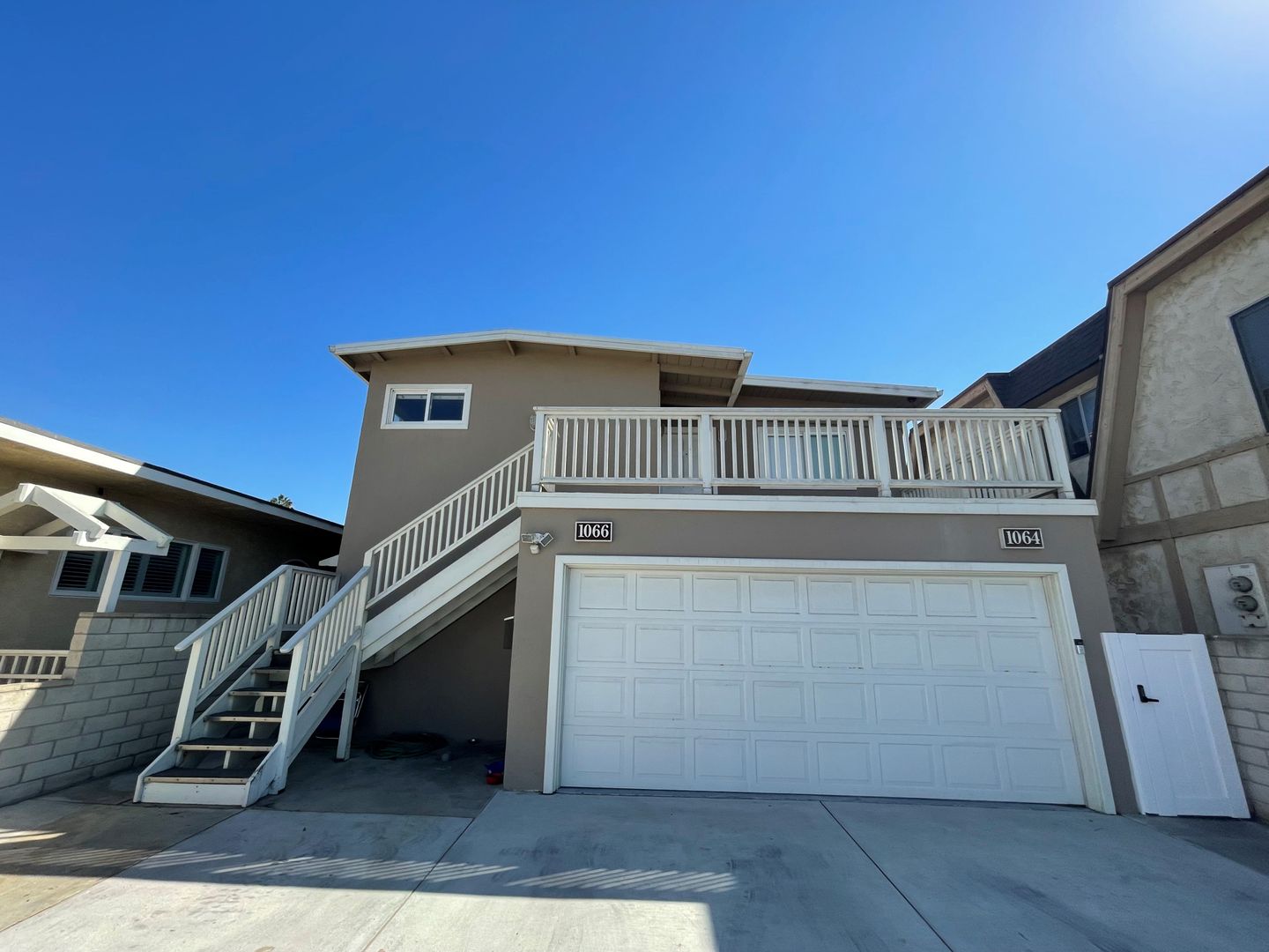 Ventura House: 1066 Hingham Lane