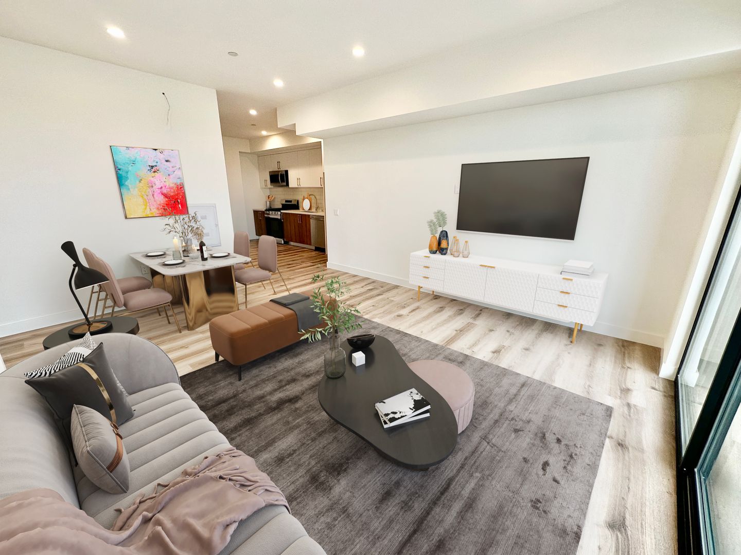 Los Angeles Apartment: 4320 Inglewood