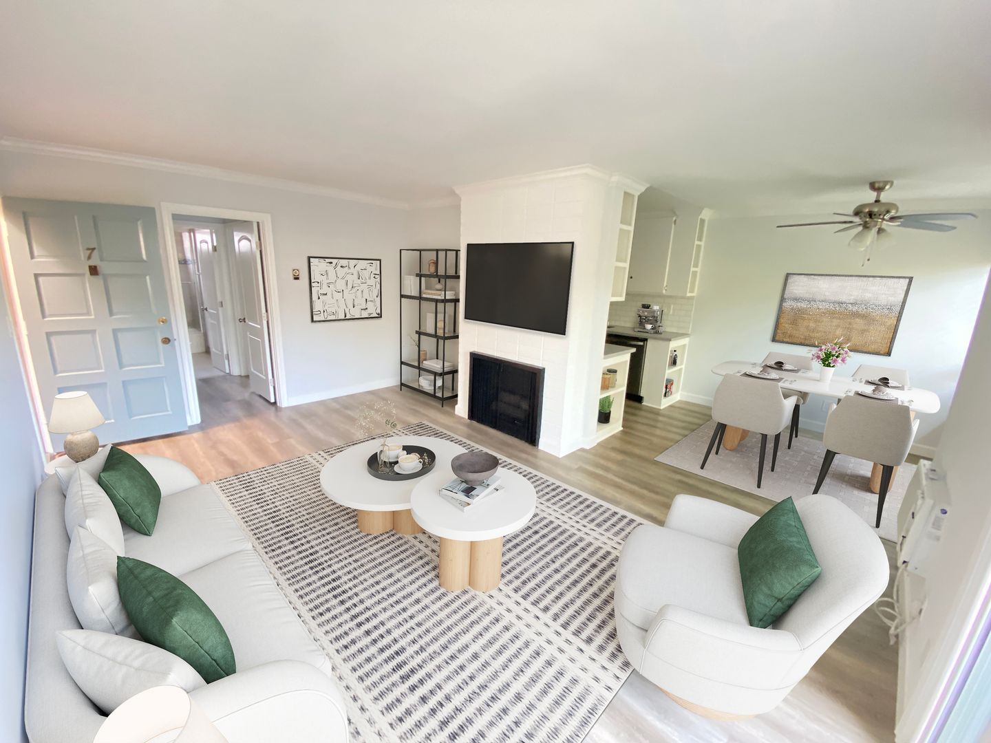 Los Angeles Apartment: 1553 S. Brockton Ave