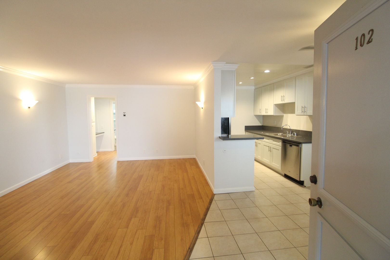 Culver City Apartment: 9612 Lucerne Ave