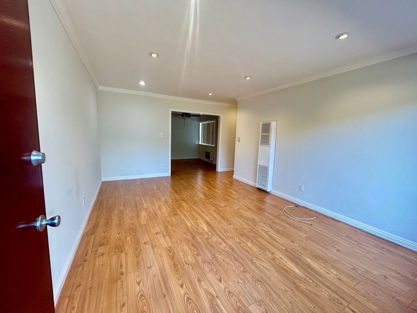 Inglewood Apartment: 721 Edgewood St