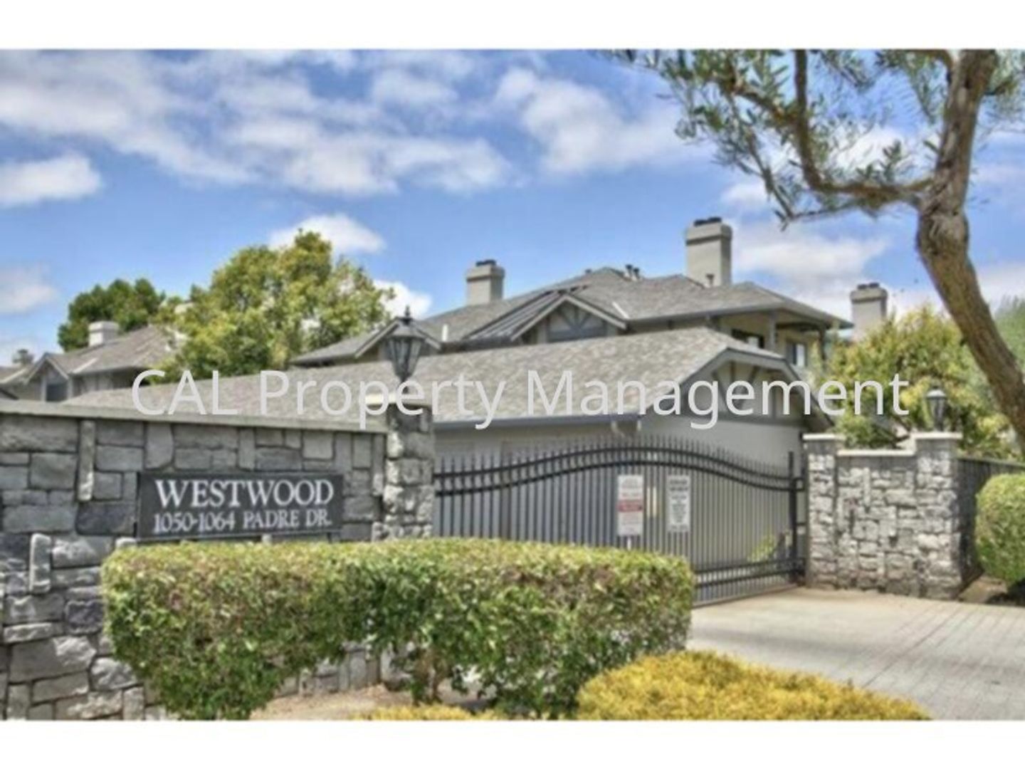 Salinas House: 1060 Padre Dr. Unit 4