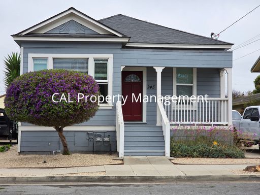 Charming Refreshed 2-Bedroom Home with Character Details – photo 1