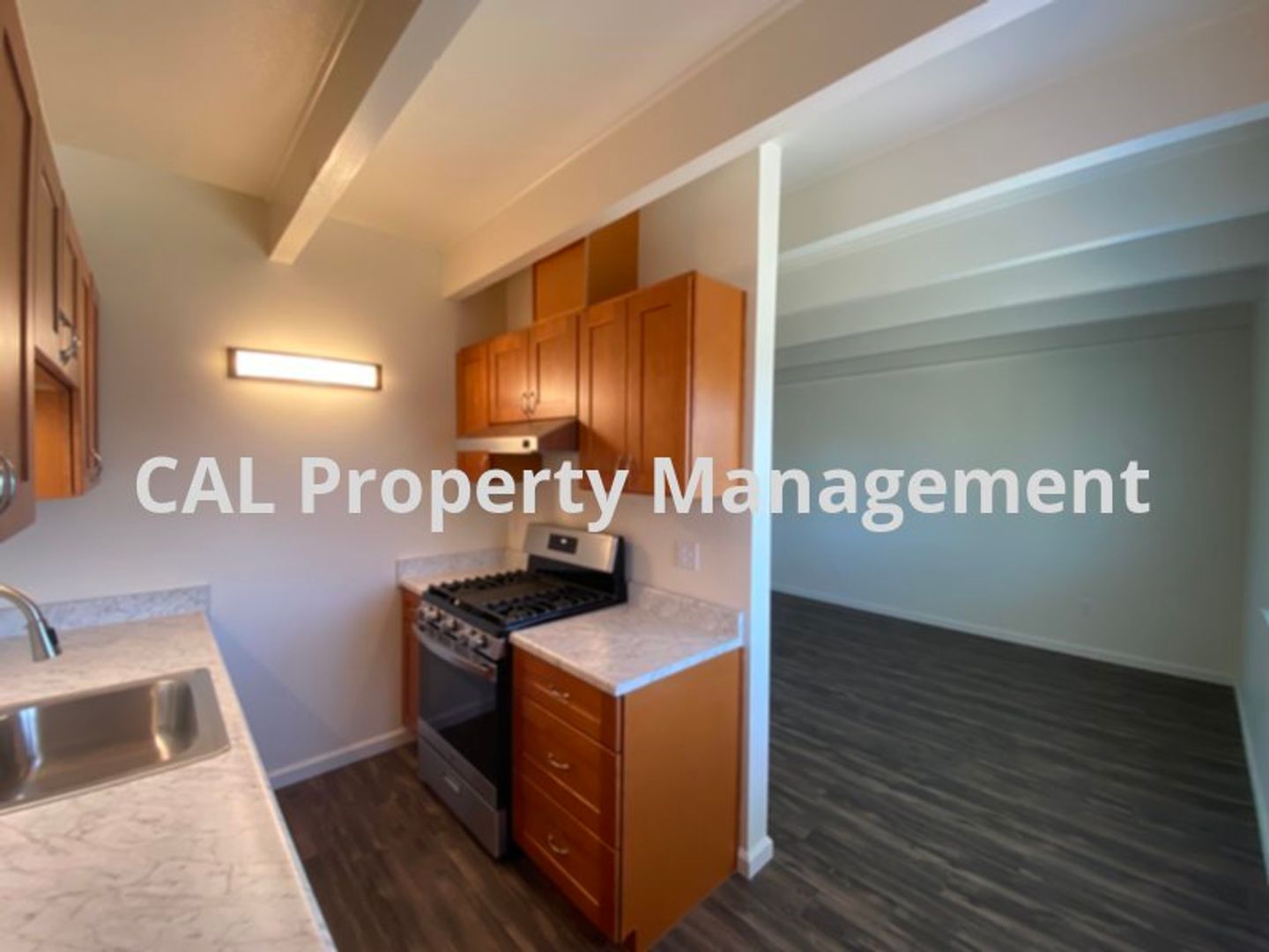 Salinas Apartment: 270 Harvest St.