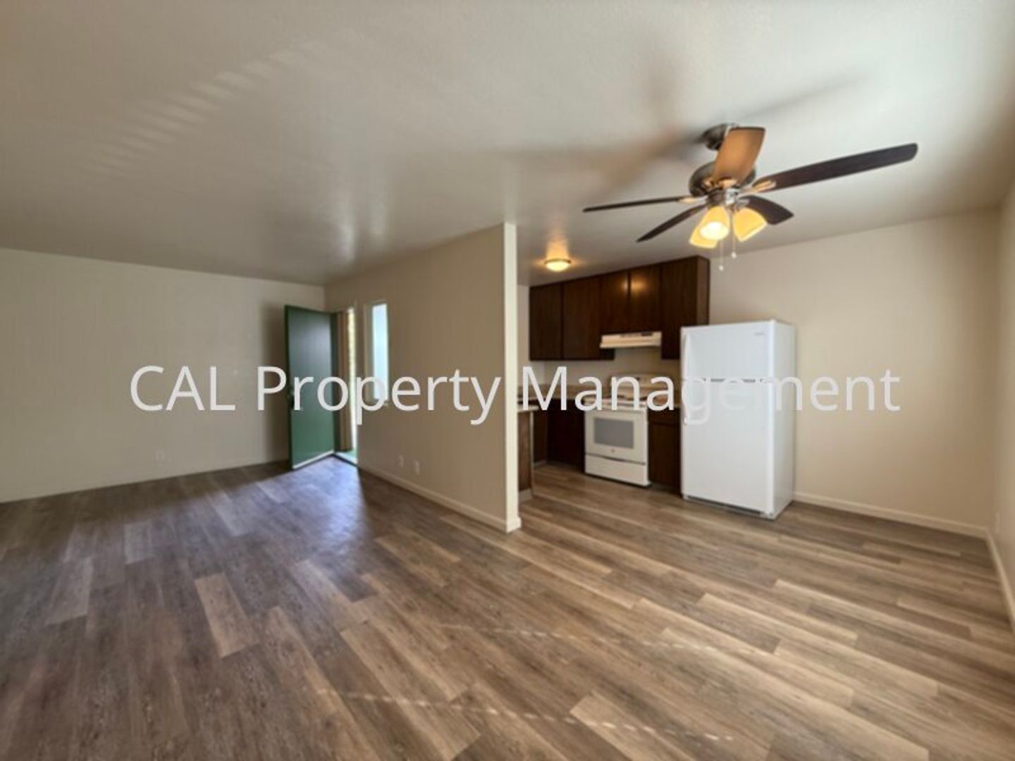 Salinas Apartment: 83 Castro