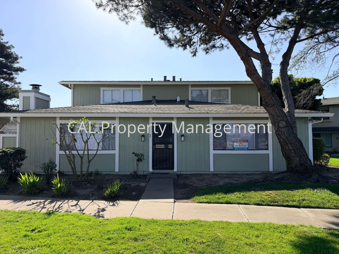 Salinas Condo: 1831-1 Cherokee Dr.