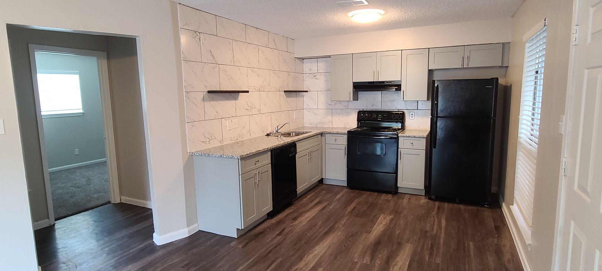 Boerne Apartment: 400 Rosewood Ave.