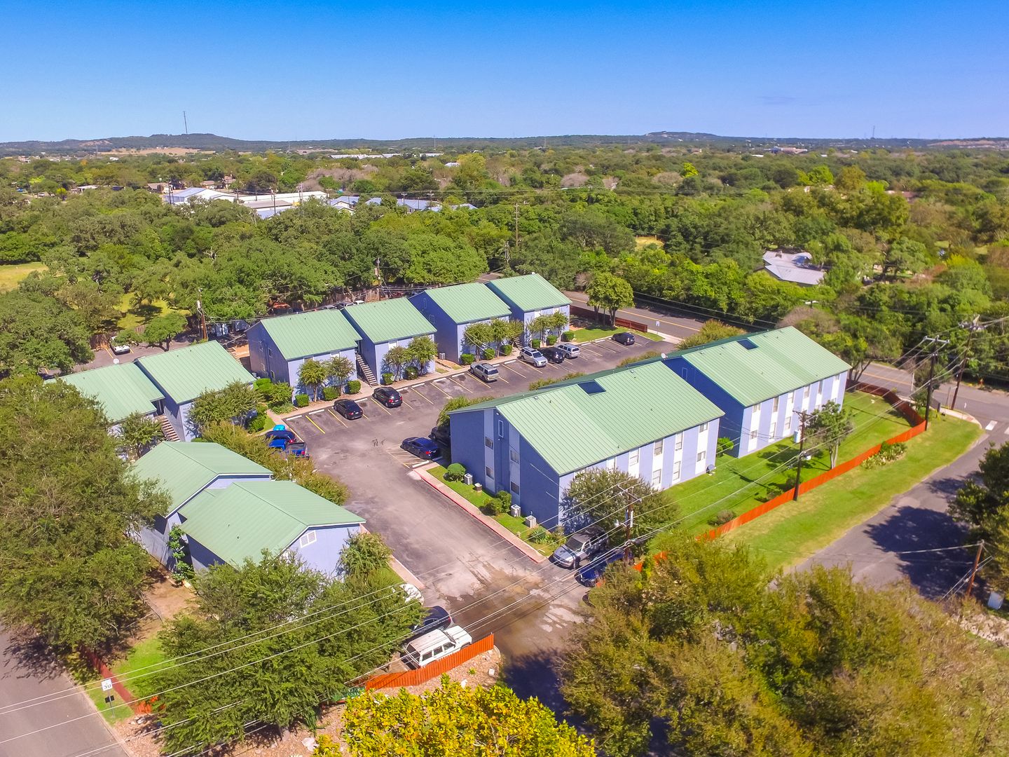 Boerne Apartment: 400 Rosewood Ave.