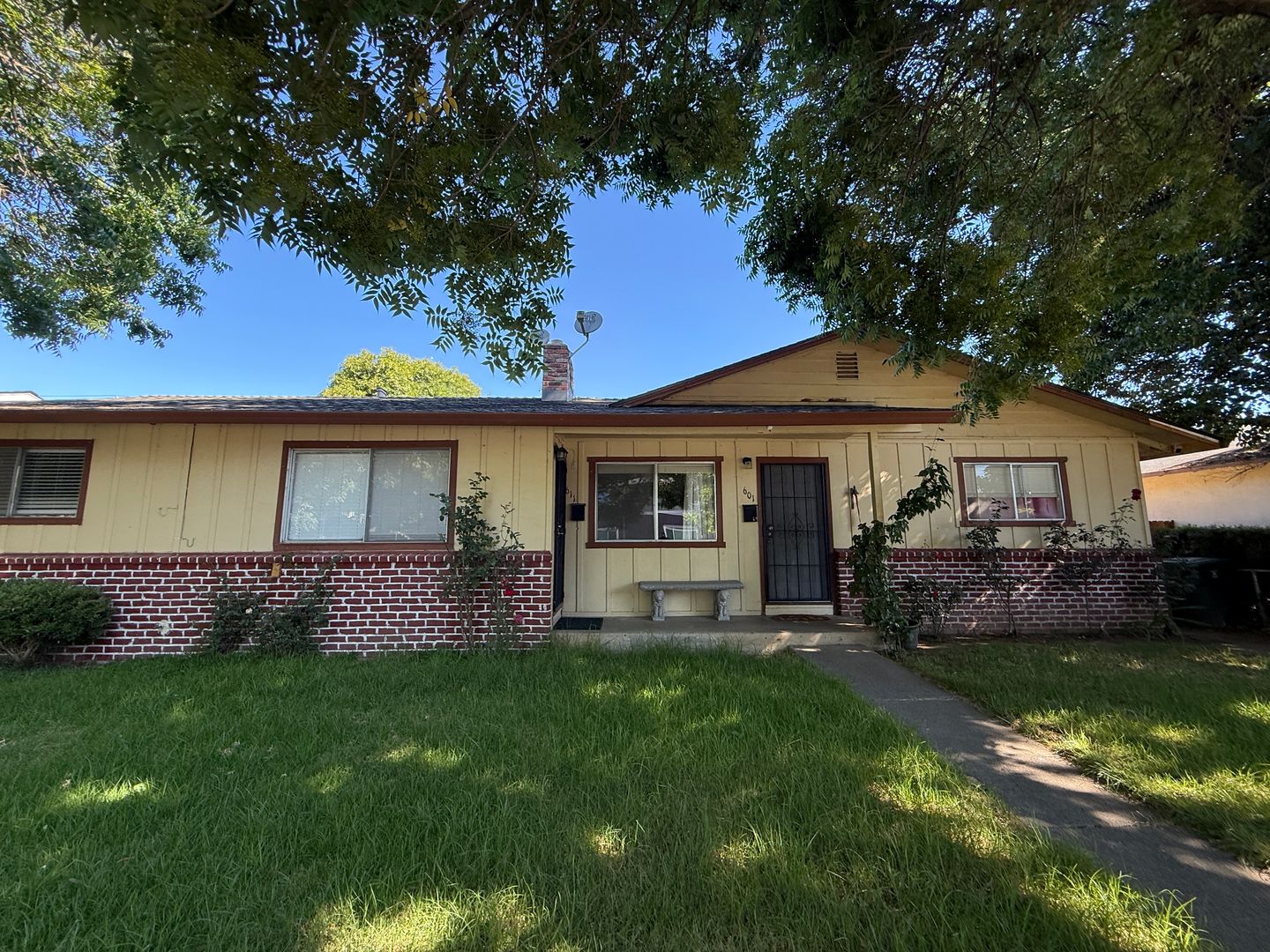 Gilroy Multiplex: 611 Fairview Drive