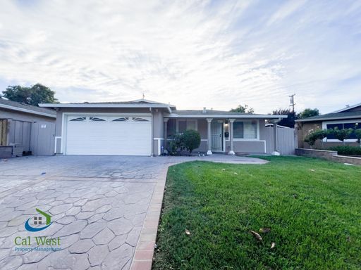 $4595 - Updated and Refreshed 3 Br/2Ba Single Family Home near Hellyer Park – photo 1