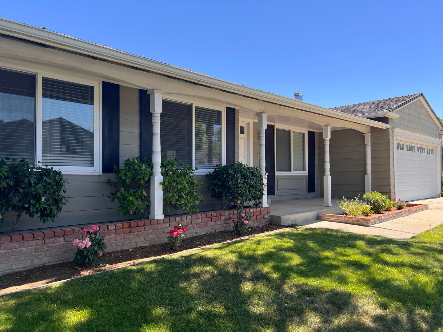 Mountain View House: 3425 Churin Drive