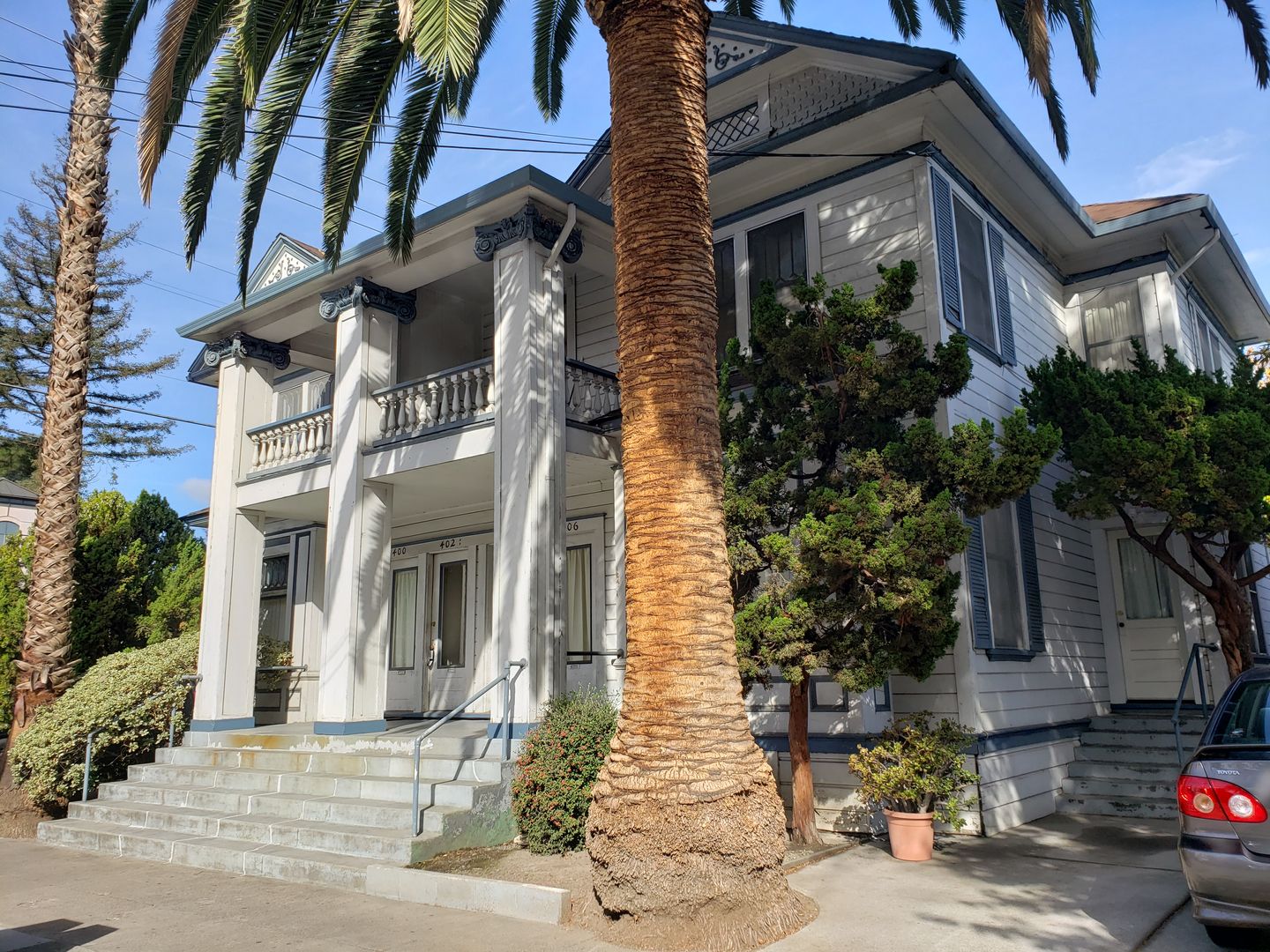 San Jose Apartment: 400 S. 7th Street