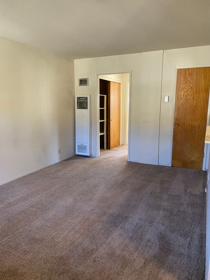 San Jose Apartment: 165 E. Reed Street