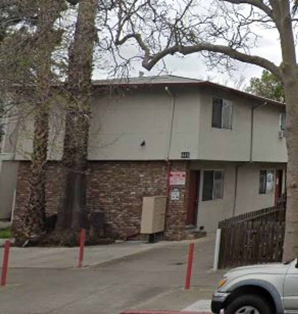 San Jose Apartment: 446 S. 11th Street