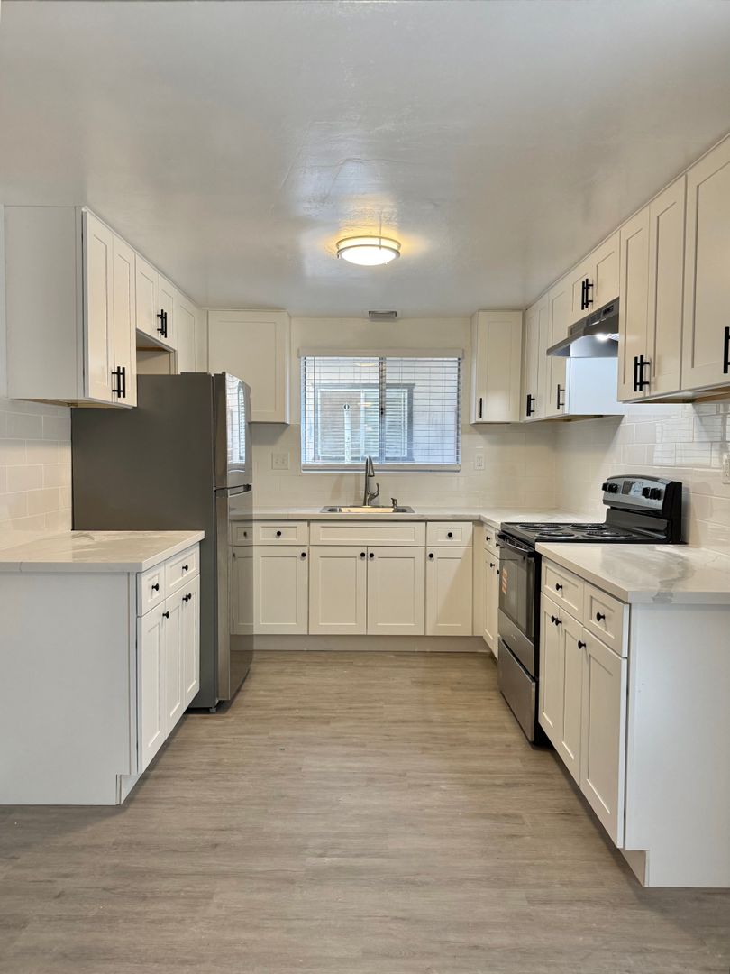 San Jose Apartment: 947 Temple Drive
