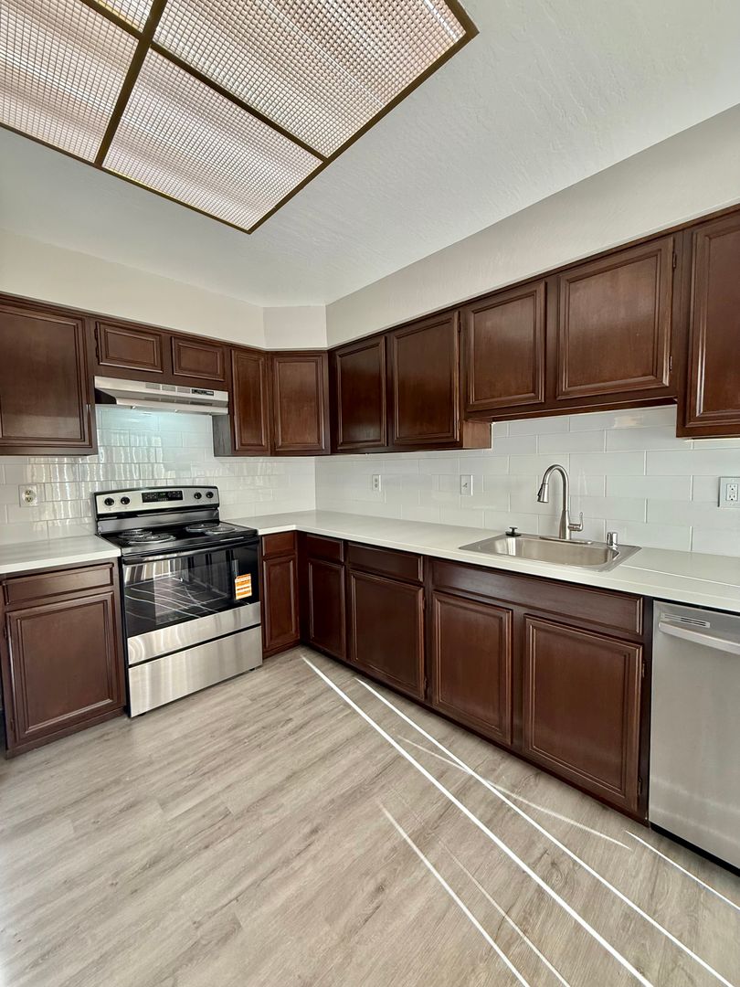 San Jose House: 1262 Willowhaven Drive