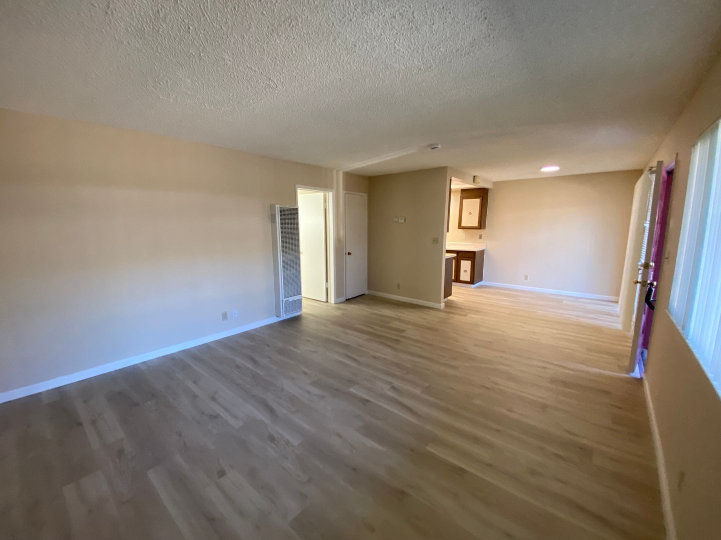 San Jose Apartment: 329 Auburn Way
