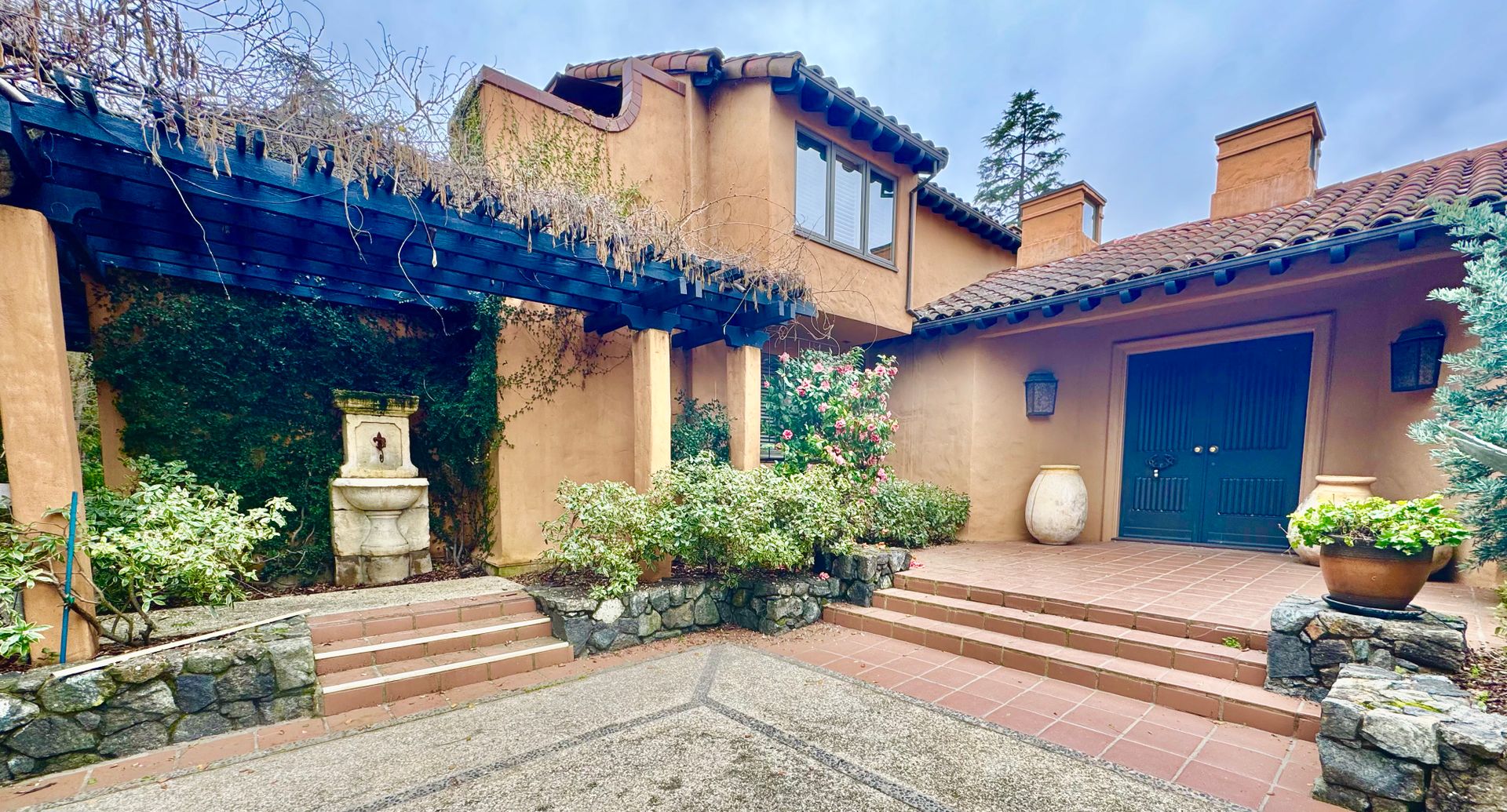 Los Gatos House: 18700 Serramonte Drive