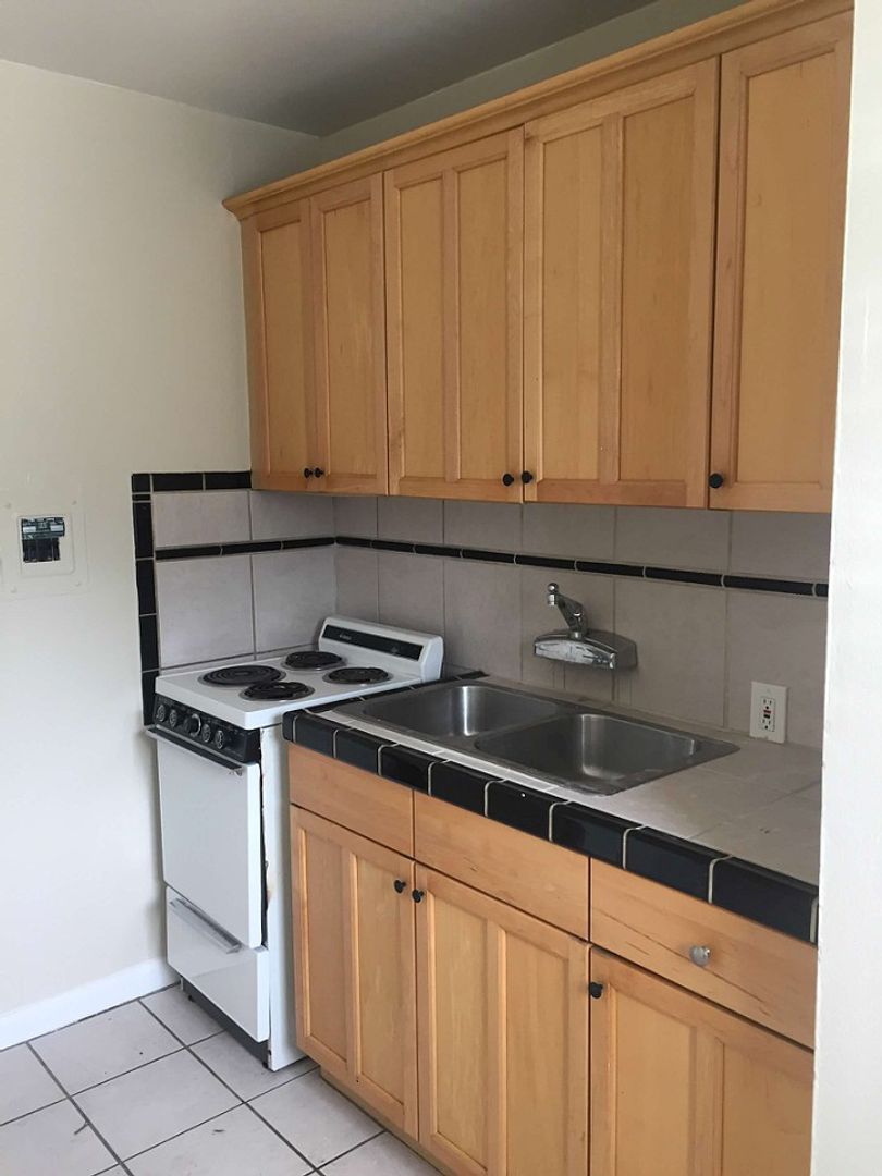 San Jose Apartment: 74 S. 8th Street