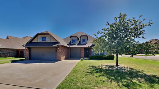 Luxury 4 Bedroom 2 Bath in Mustang Schools – photo 1