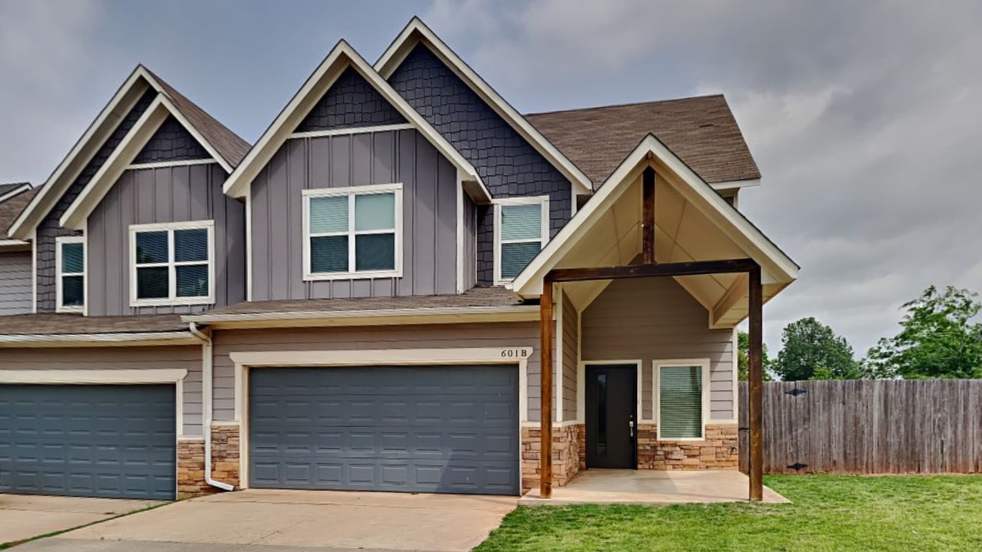 Edmond House: 601 NW 176th Street Unit A