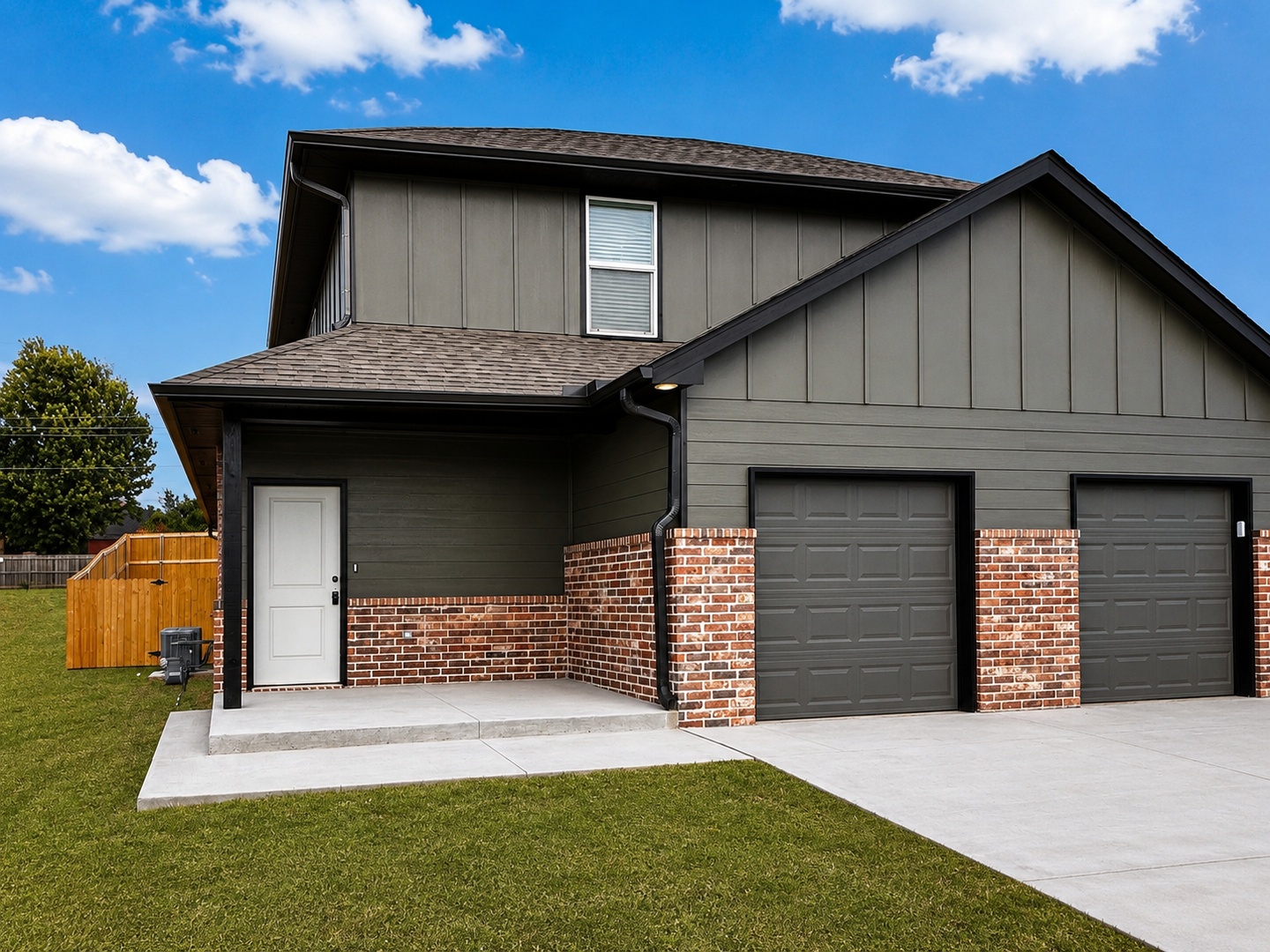 Piedmont House: 11608 Mackenzie Way