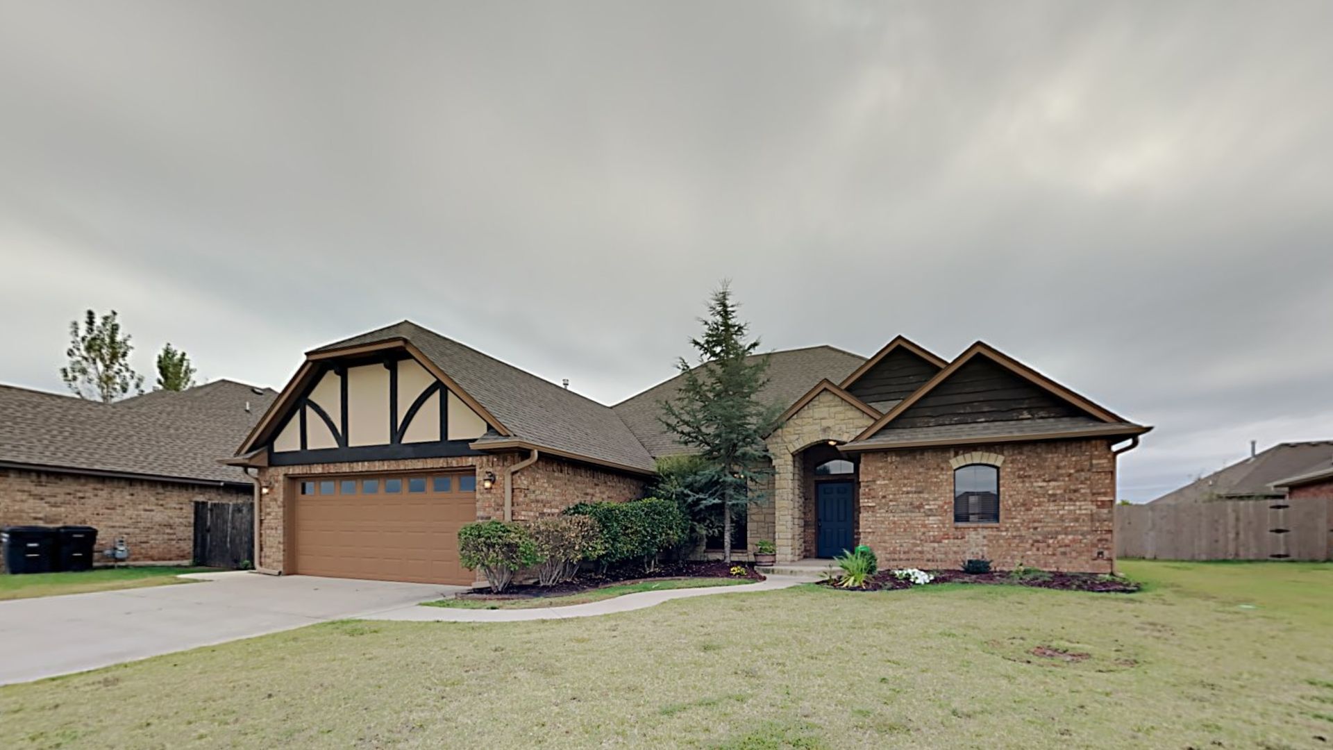 Moore House: 616 Sally Court