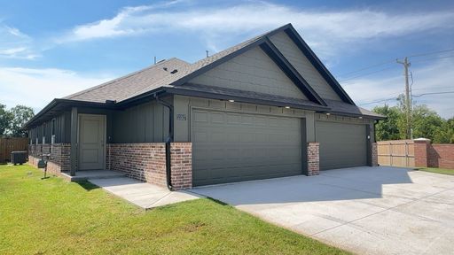 Welcome to Brand New Masonwood featuring this 3 Bedroom 2 Bath 2 Car Garage Duplex in a Great location close to the Broadway Extension and only 8 minutes from downtown OKC – photo 1