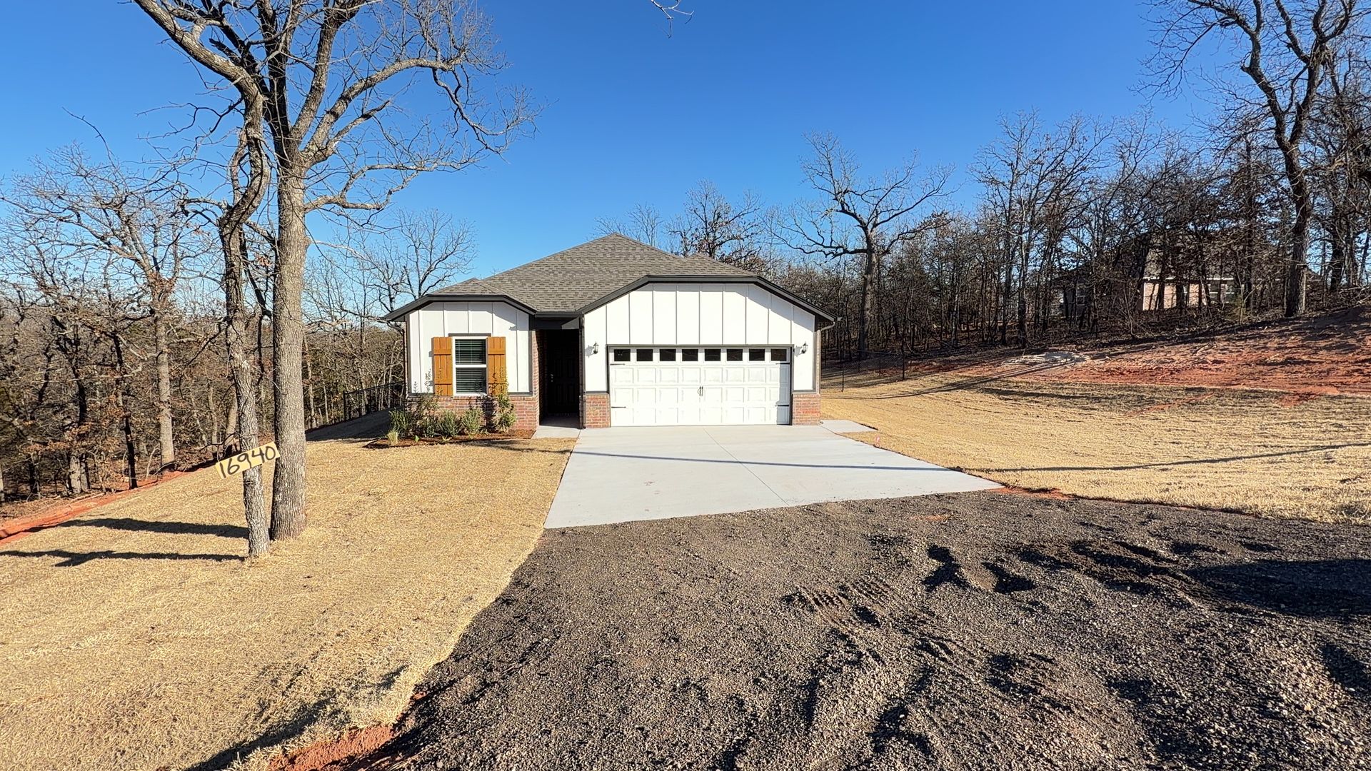 Newalla House: 16940 Jigsaw Junction